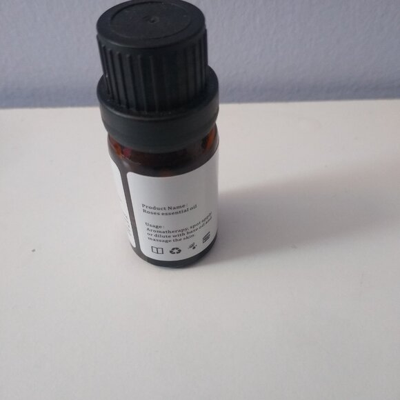 Therapeutic Grade Essential Oil - Rose Scent - Picture 5 of 7